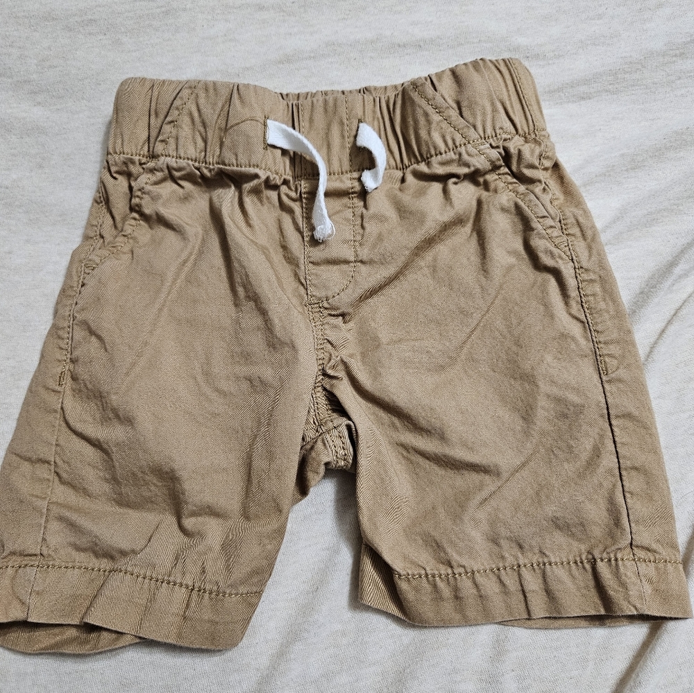 H&M 9 mo shorts